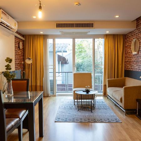 Go Inn Thonglor Бангкок Екстер'єр фото