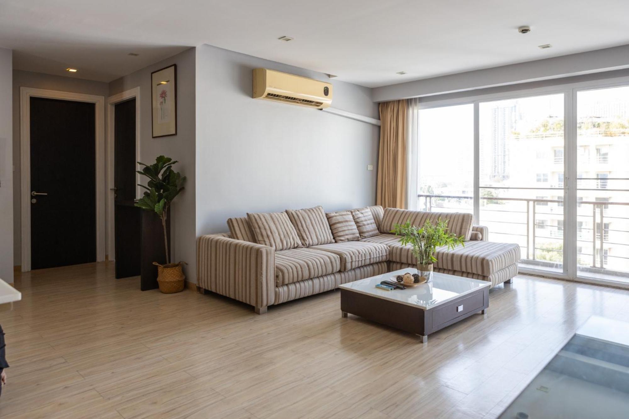 Go Inn Thonglor Бангкок Екстер'єр фото