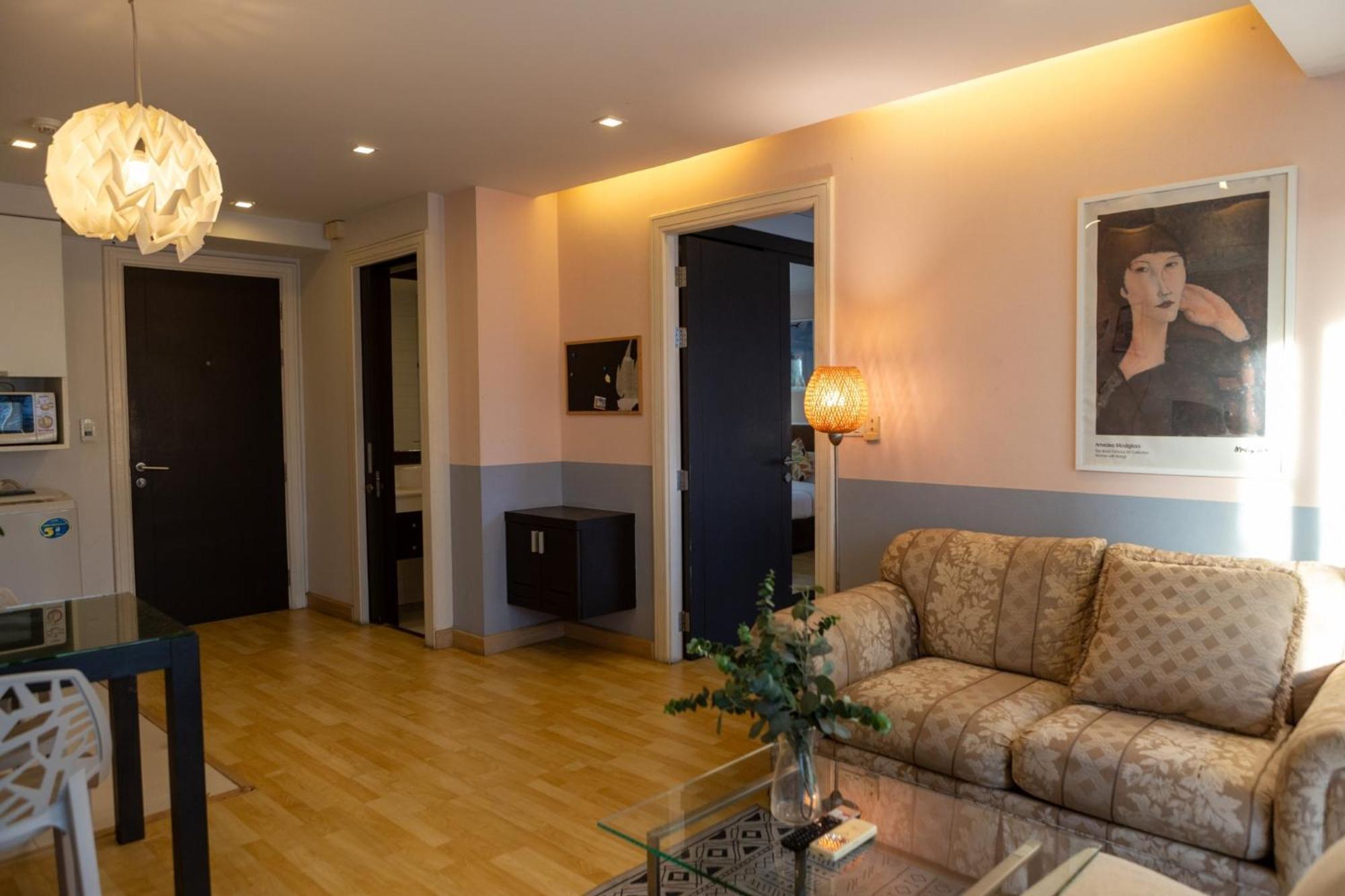 Go Inn Thonglor Бангкок Екстер'єр фото