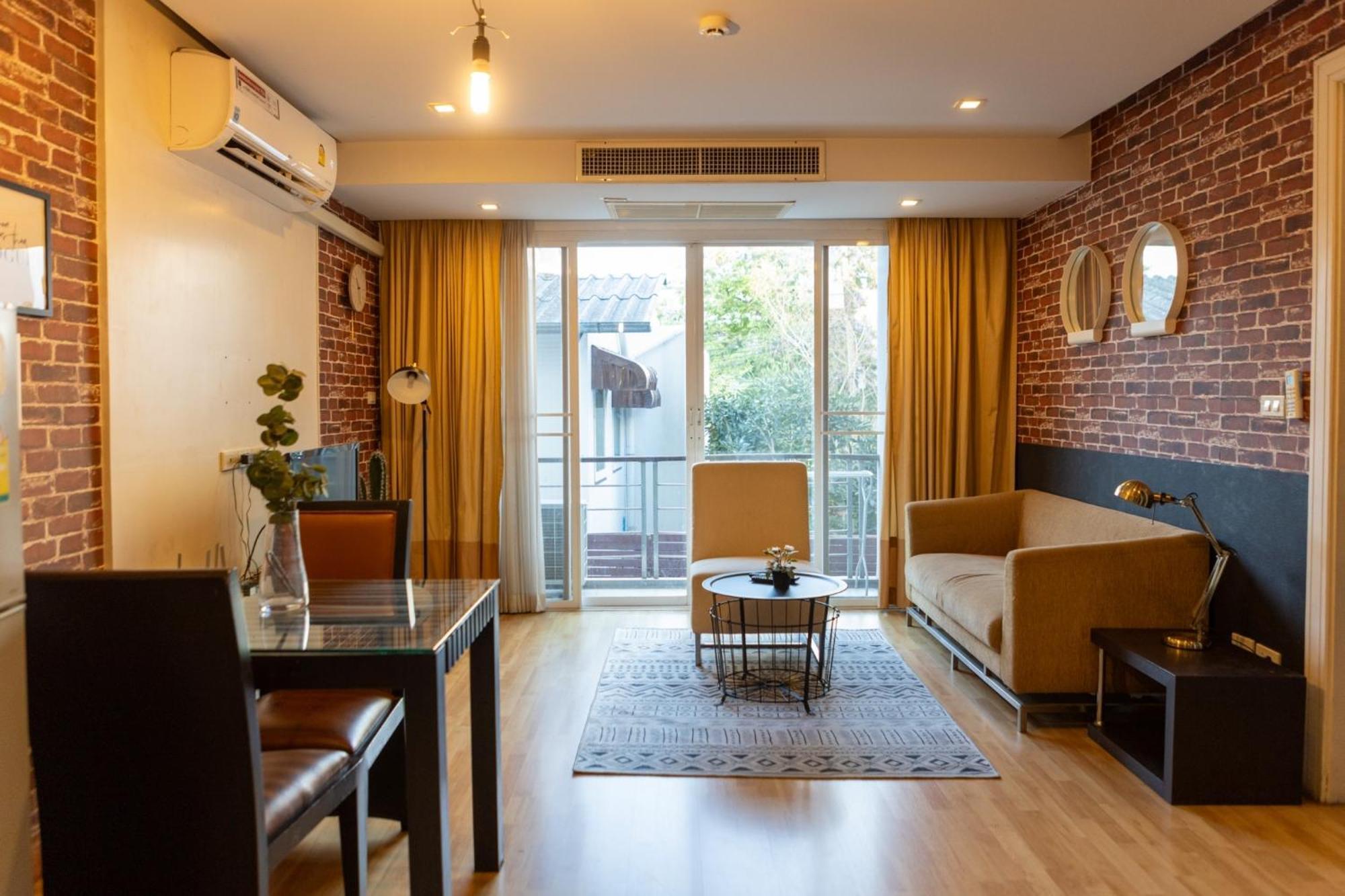 Go Inn Thonglor Бангкок Екстер'єр фото